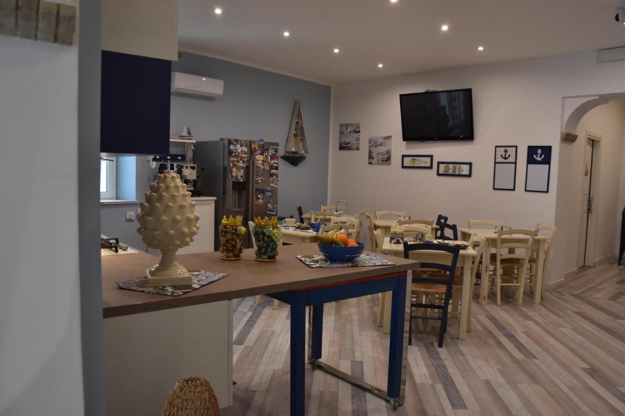 جيارديني ناكسوس B&B Marina Blu المظهر الخارجي الصورة